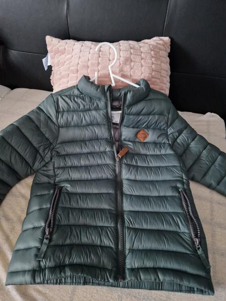 Reserved bunda, reserved,128