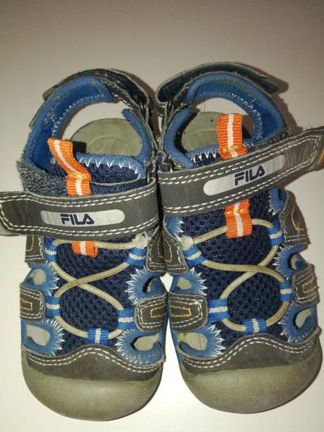 Sandalky, fila,22
