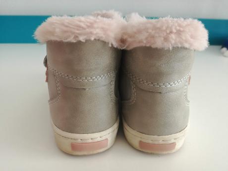 Zateplené topánočky, cupcake,24