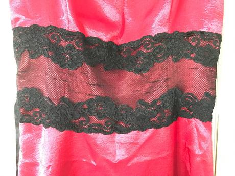 Vínovo-červené krátke šaty (m), m