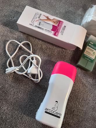 Prístroj, vodky a papiere na depiláciu, 