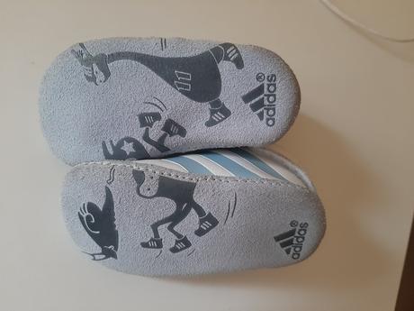 Krasne capacky, adidas,17