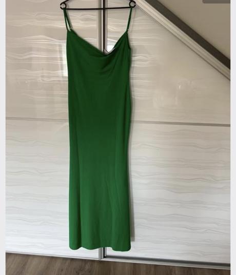 Spolocenske saty, 40