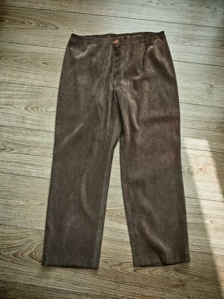 Pohodlný kostým, 48