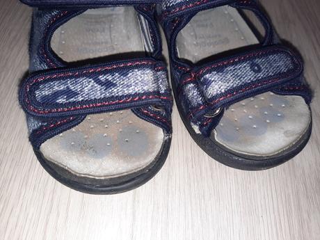 Papučky ren but (vd 14 cm), ren but,23