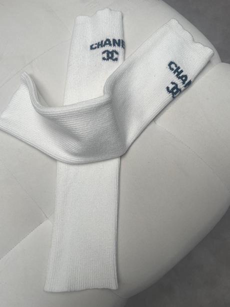 Navleky na nohy chanel, 