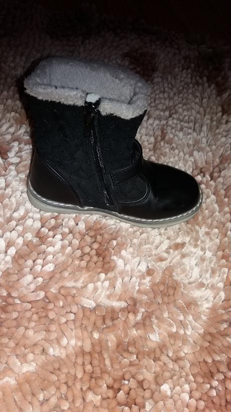 Nove zateplene cizmicky-predane, 25