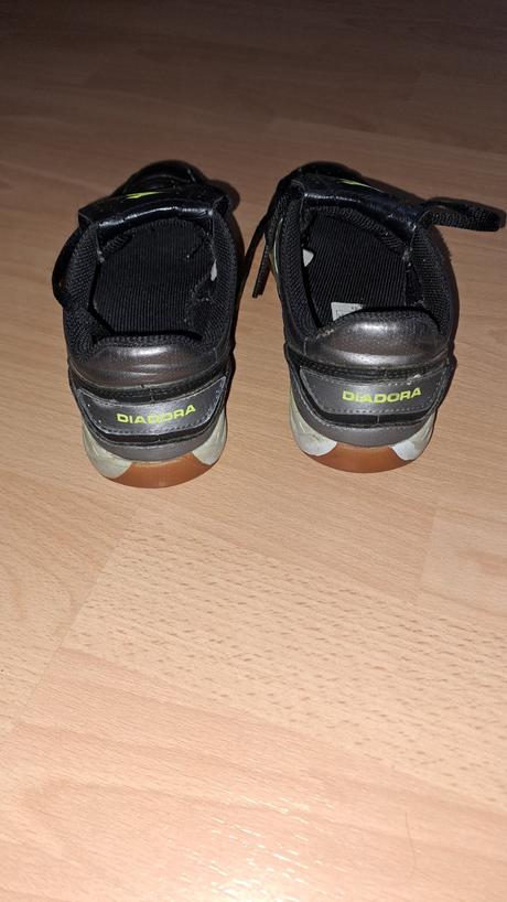 Diadora halové tenisky, 36