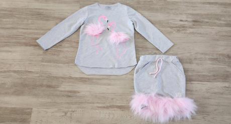 Balíček  dievčenských šiat a overal, pančušky17 ks, 122–134