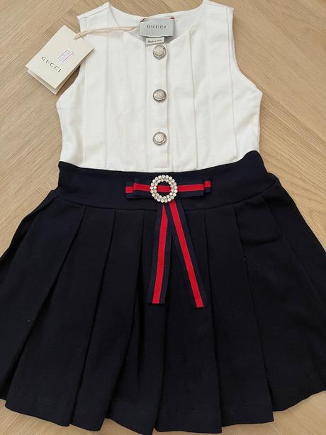 Nove dievcenske saty c 92, 92