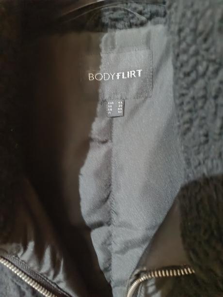 Barankova čierna vesta, bonprix,48