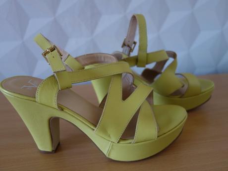 Kožené sandále versace 19v69 marcell, veľ.39, versace,39