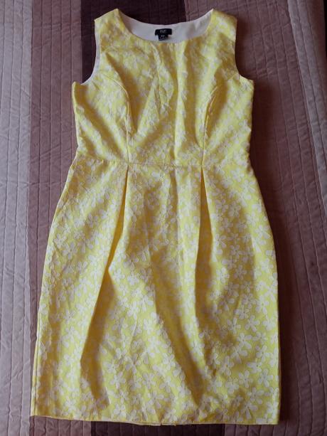 Letné kvetované žiarivé šaty, f&f,m