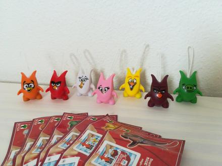 Kinder angry birds s papierikmi,