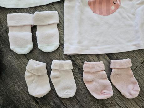 Balíček oblečenia pre dievčatko veľ. 56, 56