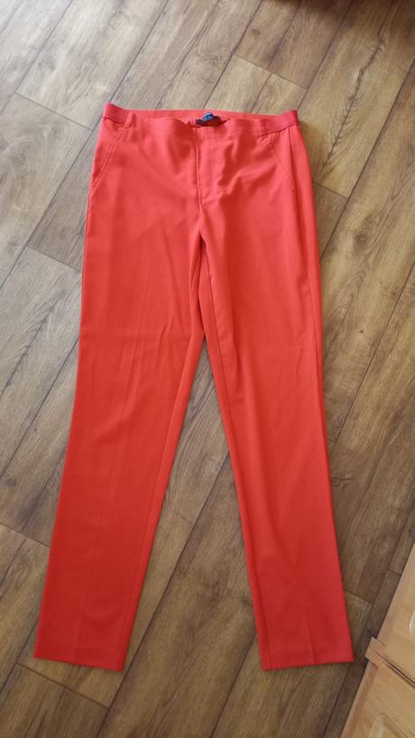 Červené elegantné nohavice 40/42 super stav, esmara,40