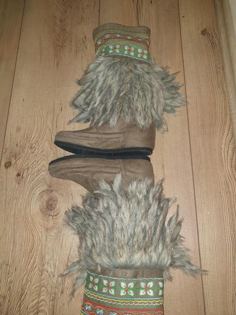 Krasne cizmy z rakuska, 36