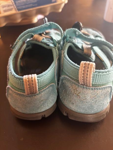 Predám sandálky keen seacamp 32-33, keen,32