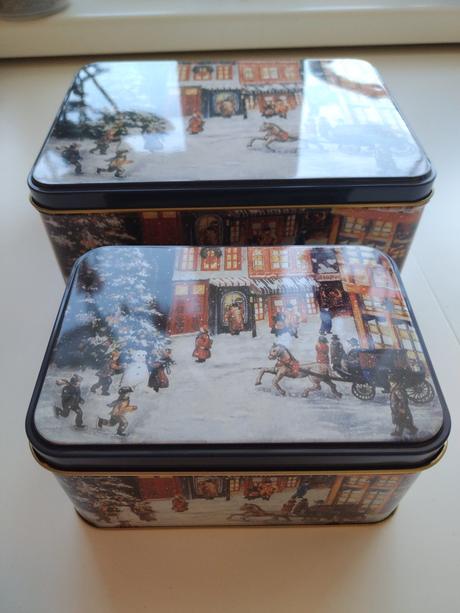 Sada vianočných plechových dóz, 