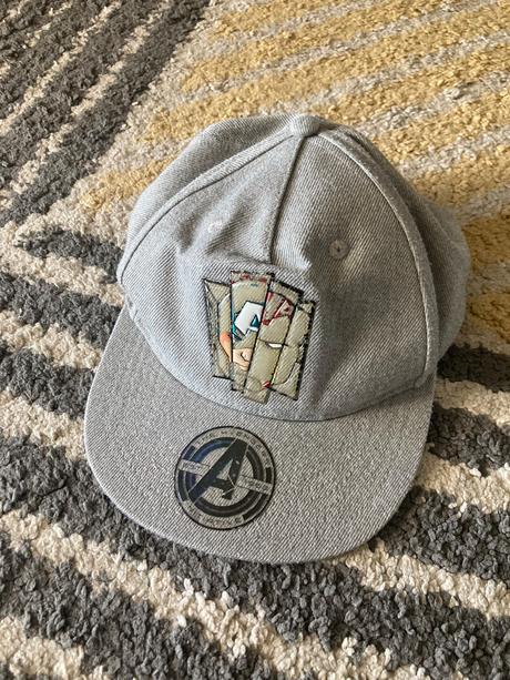 Šiltovka avengers 134/140, h&m,134