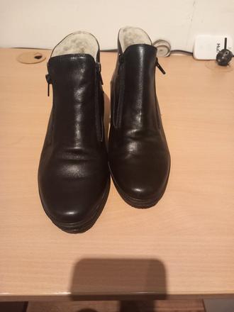 Kožené kotnikove čižmičky, 39
