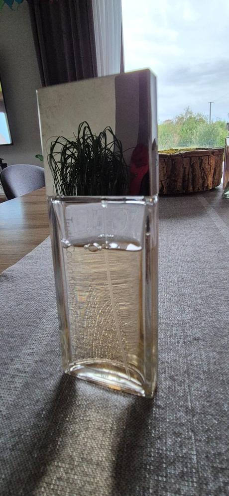 Calvin klein truth toaletna voda,