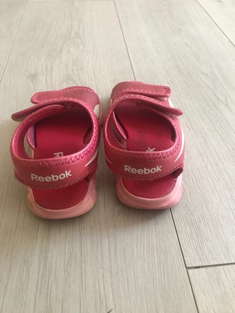 Sandalky, reebok,27