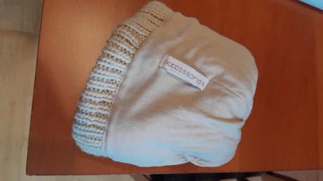 Šál (nakrčnik)a zateplena čiapka, 86