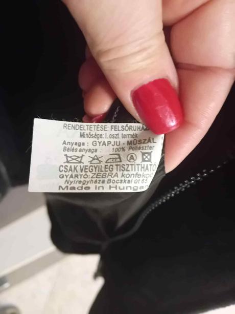 Elegantný kabát, 58