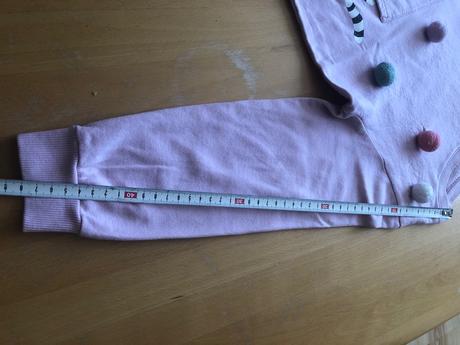 Macickova mikina s brmbolcekmi, lindex,122