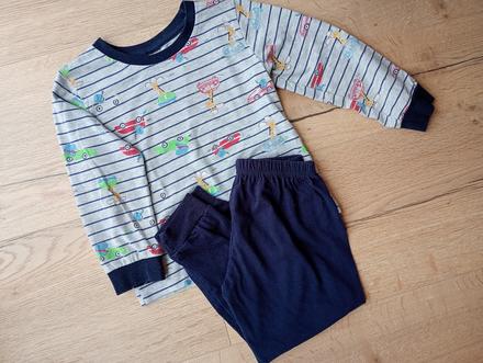 Pyžamko 104/110, 104