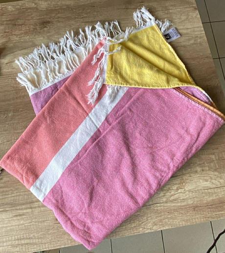 Boohoo osuška na pláž, 