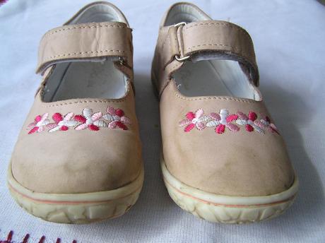 Poltopánky pre slečnu, slovobuv,28