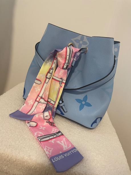 Dámska nová kabelka, 