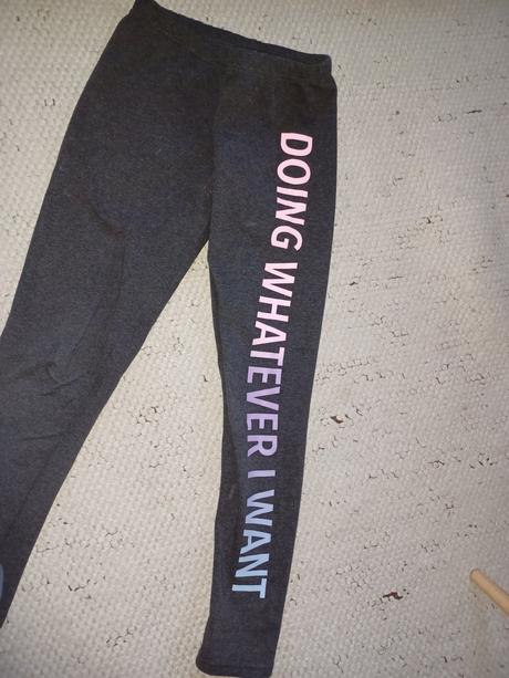 Vyteplené legíny, 158