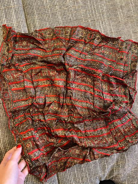 Vzorovaná šatka, c&a