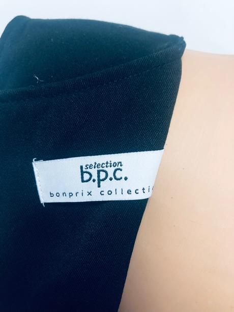 Čierne puzdrové šaty b.p.c. selection bonprix, bonprix,48