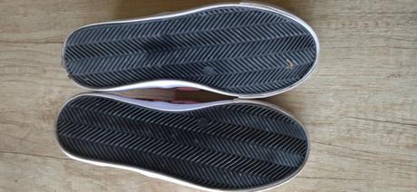 Tenisky, reserved,35