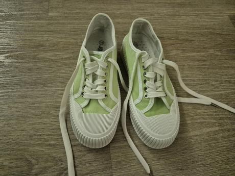 Tenisky, veľ. 38, 38