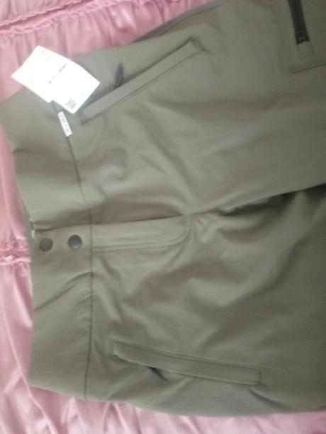 Super športové stretchove nohavice., c&a,38