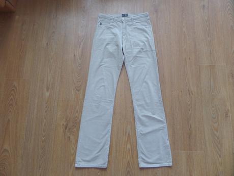 Béžové nohavice, armani,m