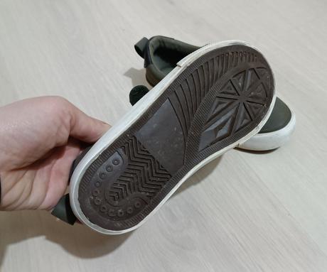 Chlapčenské poltopánky, sinsay,30