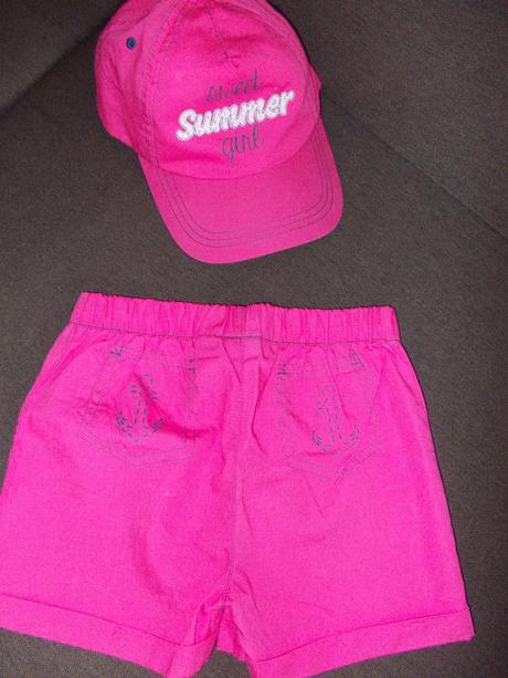 Set kraťasy, šiltovka, tričko 110/116, lupilu,110