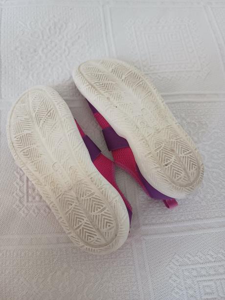 Platenky crocs swiftwater easy-on vel. j3 (22 cm), crocs,35