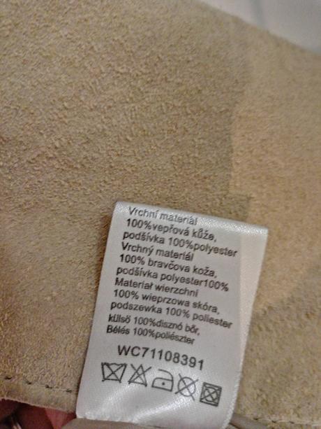 Kabát z brúsenej kože, 38