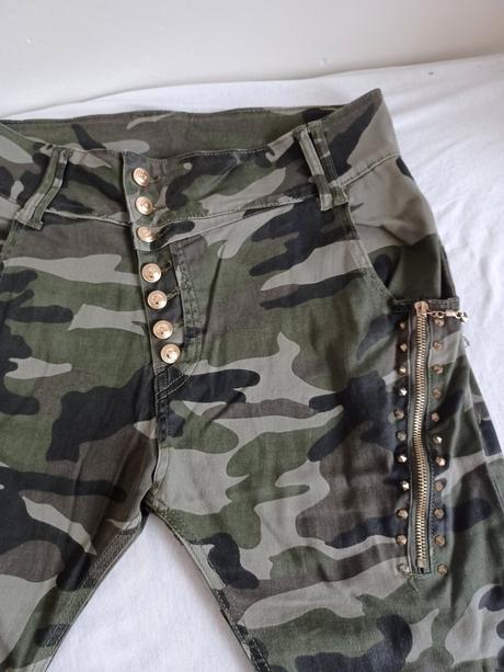 Pudlové maskáče, 38