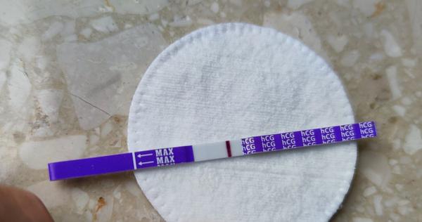 Slabá druhá čiarka na tehotenskom teste