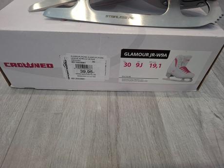 Korčule na ľad, crowned,30