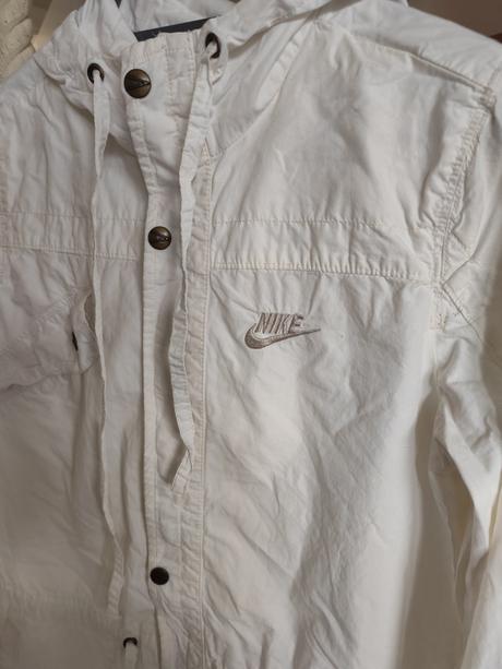 Tenká dlhá bunda, nike,s