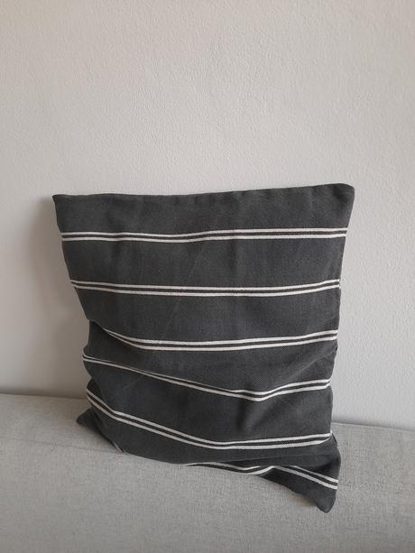 Vankúš, šírka (cm): 50,dĺžka (cm): 50